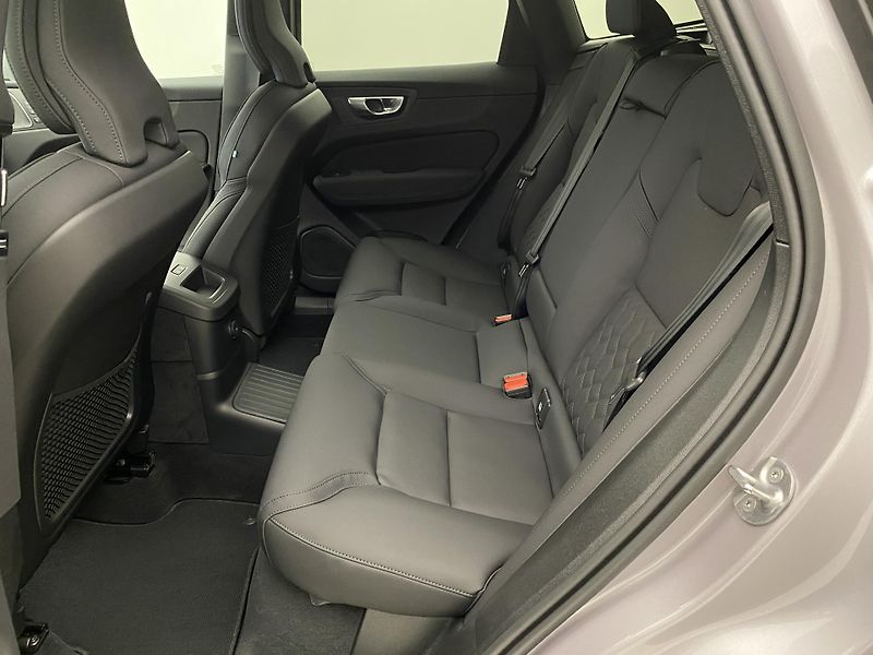 Volvo XC60 (2026) T6 AWD AUT BRIGHT PLUS - fotka 6 z 66