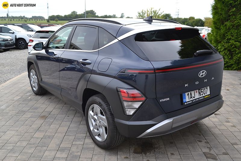 Hyundai Kona 1,6 T-GDI 2WD DCT SMART TECHNO - fotka 3 z 50