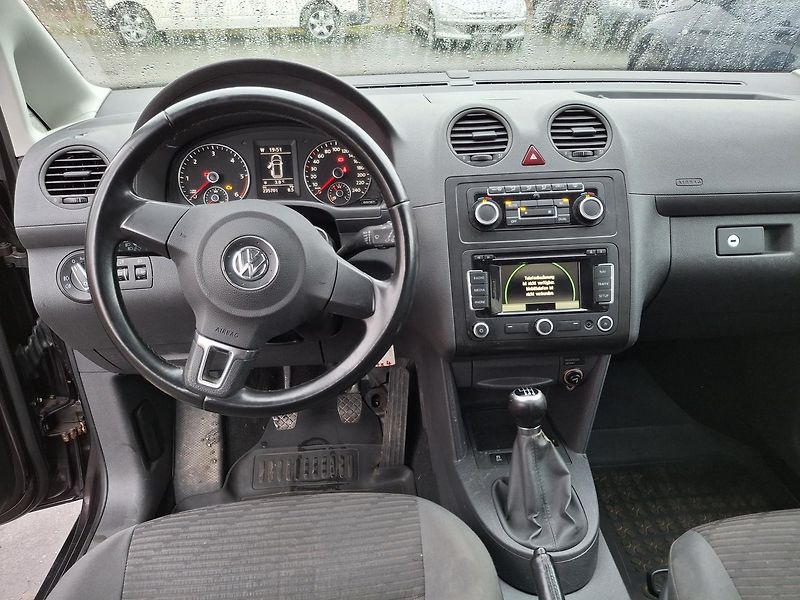Volkswagen Caddy Maxi TDI 4x4 7 míst  - fotka 22 z 35