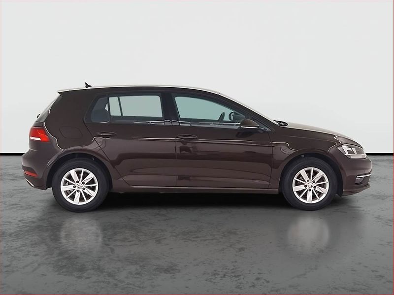 Volkswagen Golf (2018) Comfortline 1.0 TSI, Tempomat - fotka 6 z 19