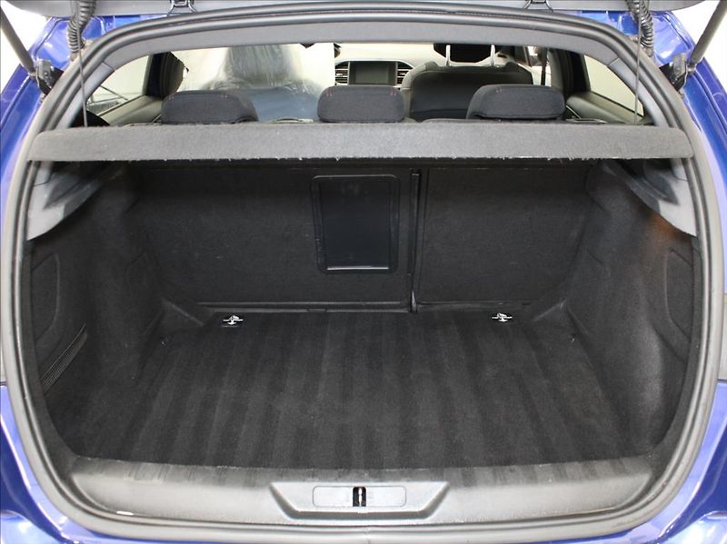 Peugeot 308 1,2 PT 96kW AT GT-line Pano. - fotka 21 z 23