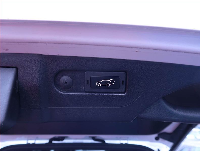 SsangYong Rexton (2019) 2.2 Diesel, 4X4, Automat - fotka 16 z 23