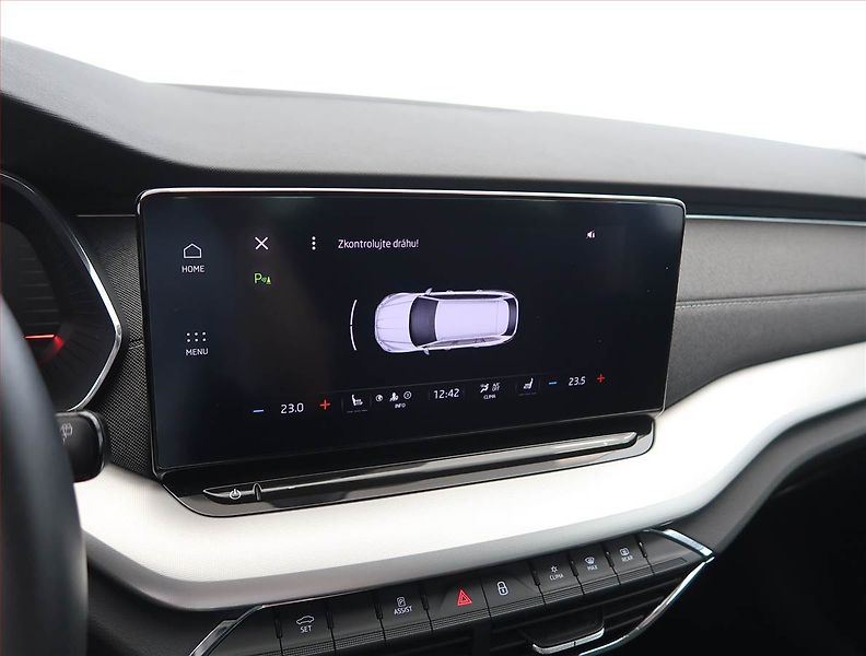 Škoda Octavia (2022) Style 2.0 TSI - fotka 19 z 24