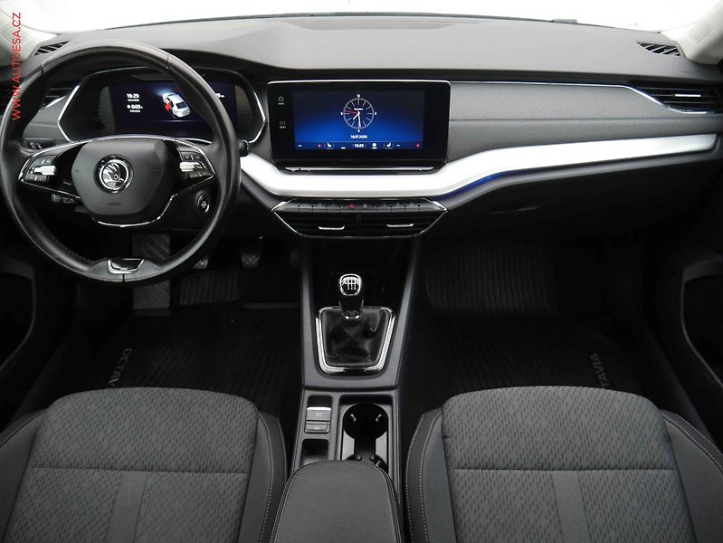 Škoda Octavia (2020) 2.0 TDi, ČR, Style Plus - fotka 7 z 20