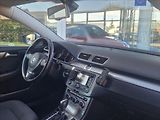 Volkswagen Passat 1,4 TSI DSG AUTOAC SENZOR TAŽN - náhled 19
