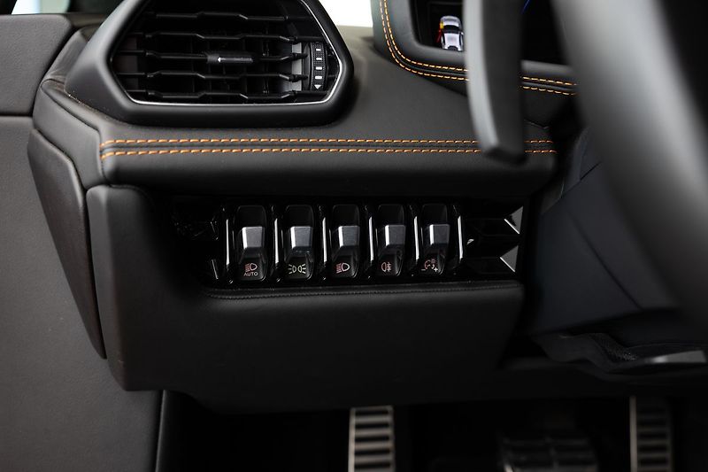 Lamborghini Huracán EVO coupé /LIFT/PPF/Záruka - fotka 17 z 23