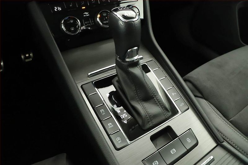 Škoda Superb (2019) Scout 2.0 TDI, 4X4, Automat - fotka 10 z 19