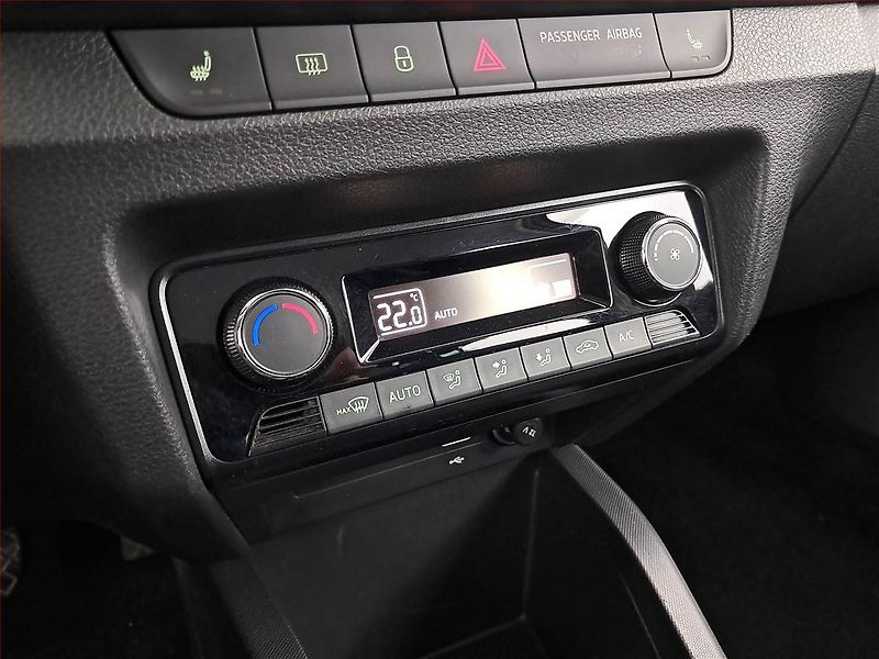 Škoda Fabia (2020) Style Plus 1.0 TSI, Tempomat - fotka 15 z 18