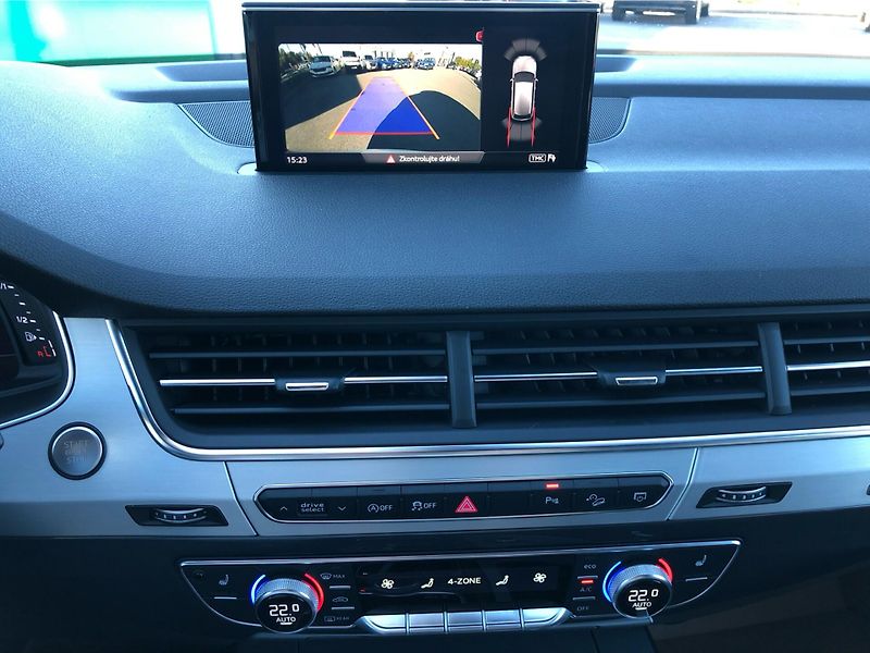 Audi Q7 3.0TDi S-LINE - fotka 20 z 30