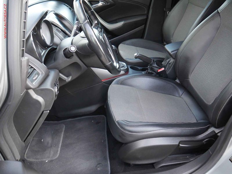 Opel Astra (2012) 1.4 Turbo, servis.kniha - fotka 9 z 18