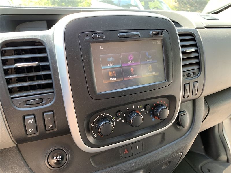 Renault Trafic 1,6 DCI ENERGY ČR,7.MÍST - fotka 11 z 19