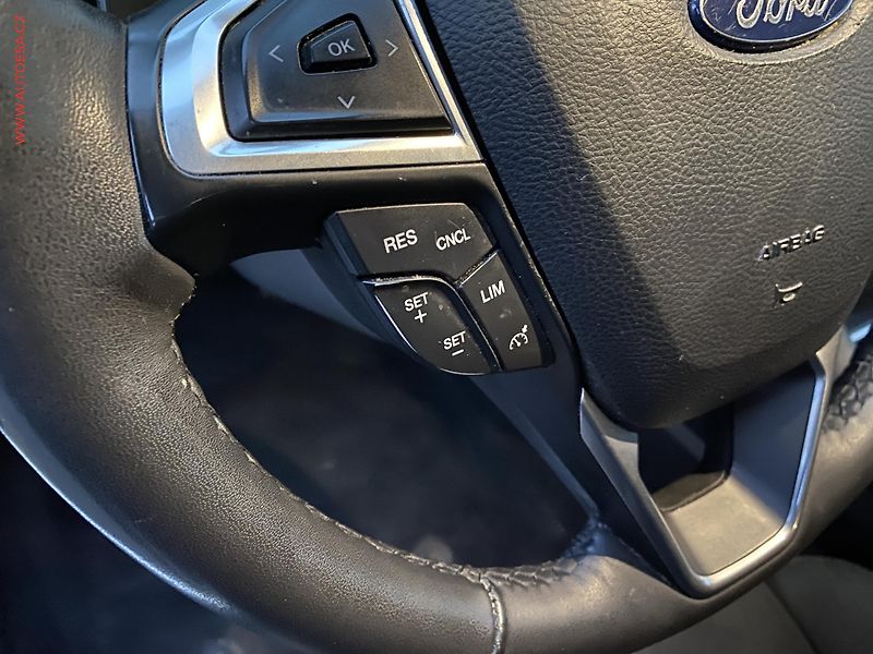Ford Mondeo (2019) 2.0TDCi, AT, navi, xenon - fotka 13 z 17
