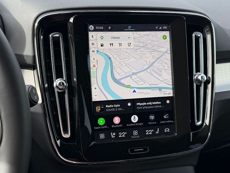 Volvo XC40 PLUS B4, B4, 360°, ACC, BLIS, - fotka 20 z 24