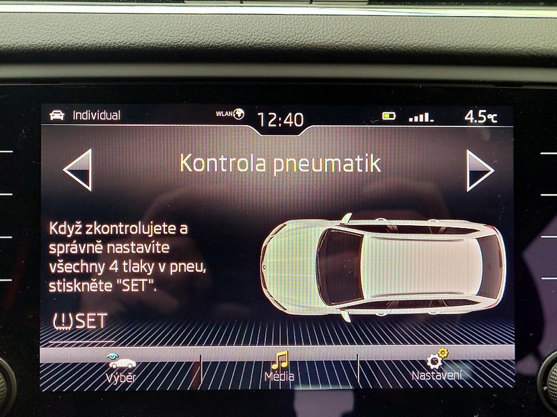 Škoda Octavia TDi 4x4 SERV.KNÍŽKA,CEBIA    - fotka 46 z 61