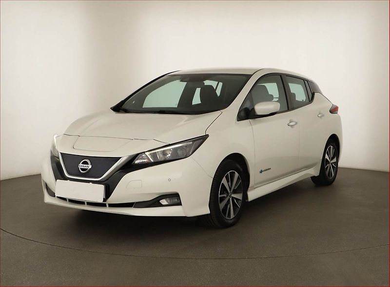 Nissan Leaf (2019) 40 kWh, SoH 87%, Automat - fotka 2 z 17