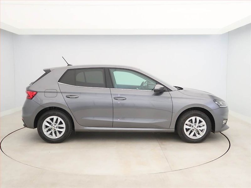 Škoda Fabia (2022) Style 1.0 TSI, Serv.kniha - fotka 6 z 18