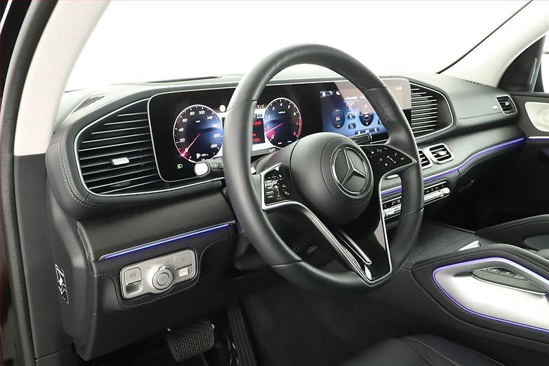 Mercedes-Benz GLE (2025) 450, AMG, MultiBeam FullLed - fotka 16 z 23