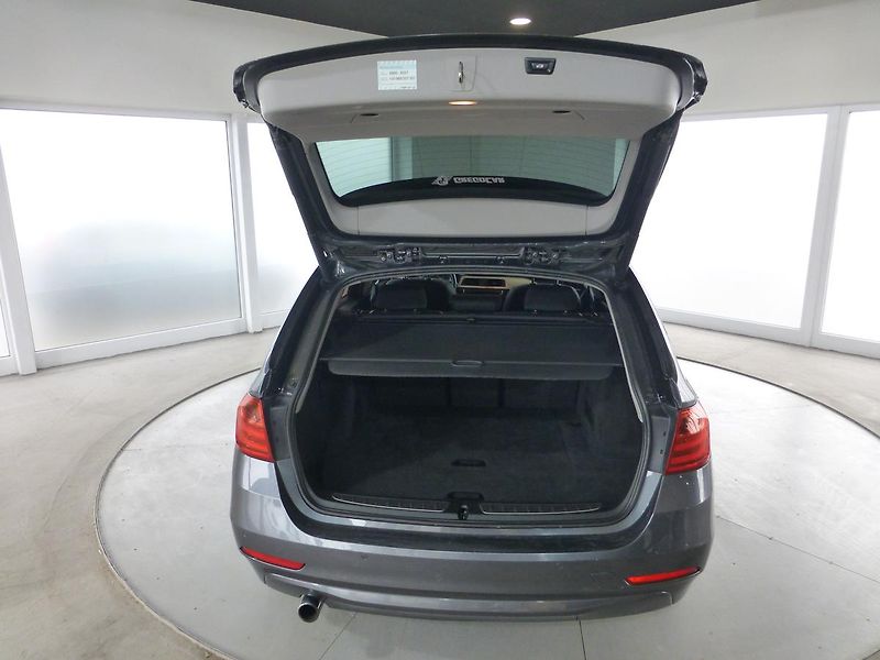 BMW Řada 3 (2013) 2,0D-120KW*NAVI*VYHŘ.SED*XENON - fotka 26 z 28