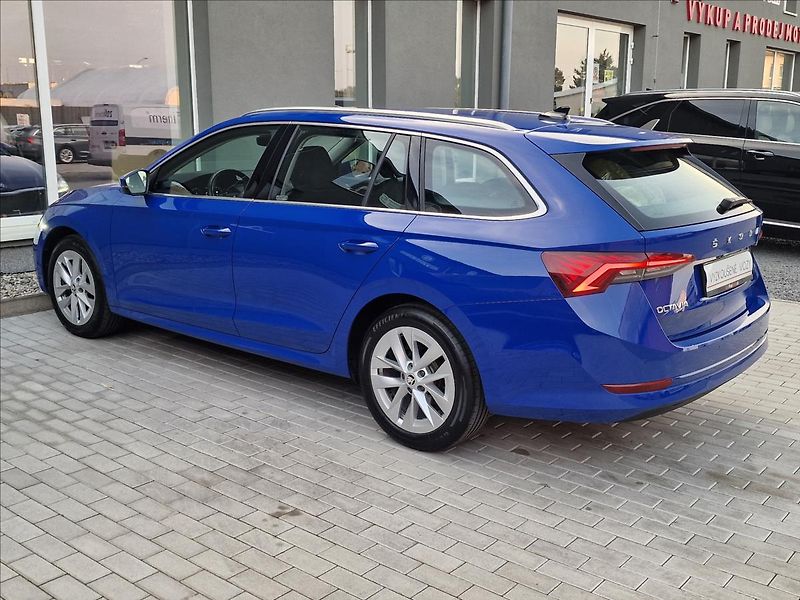 Škoda Octavia 2.0TDI Style Combi,ČR,1.Maj. - fotka 7 z 50