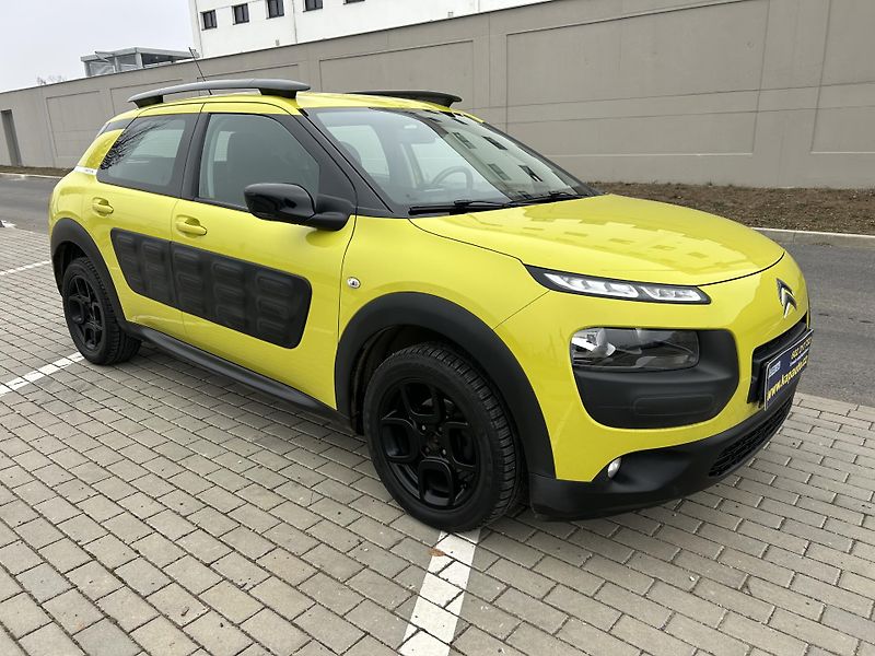 Citroën C4 Cactus 1.2 Pure Tech FEEL - fotka 1 z 37