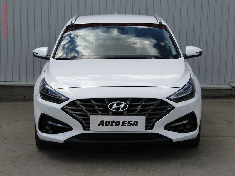 Hyundai i30 (2021) 1.5 T-GDi, 1.maj,ČR - fotka 2 z 22