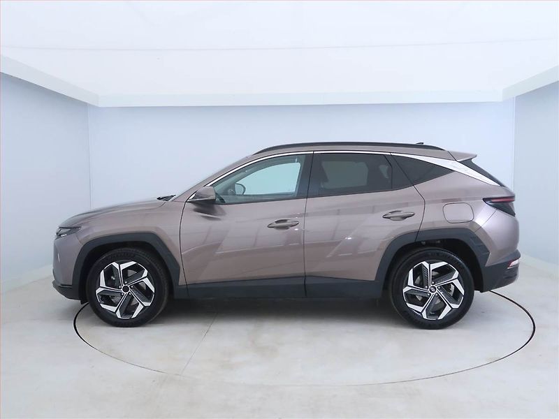 Hyundai Tucson (2021) 1.6 T-GDI HEV - fotka 3 z 18