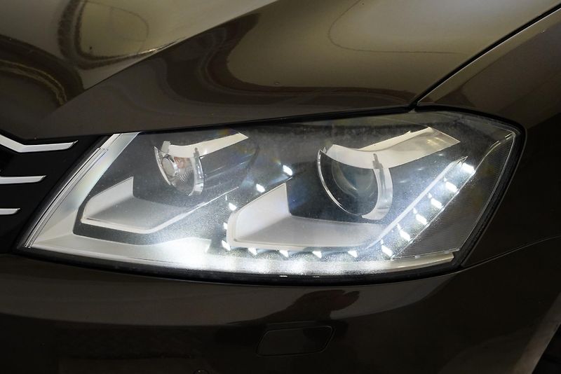 Volkswagen Passat - fotka 9 z 29