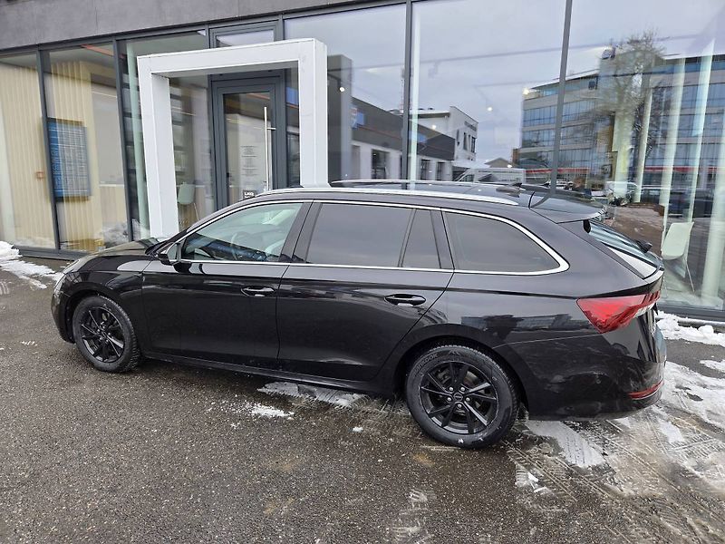 Škoda Octavia (2021) 2.0 TDI DSG 110kW Style - fotka 2 z 56