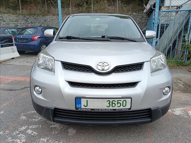 Toyota Urban Cruiser 1,4 D4D High AWD - fotka 2 z 25
