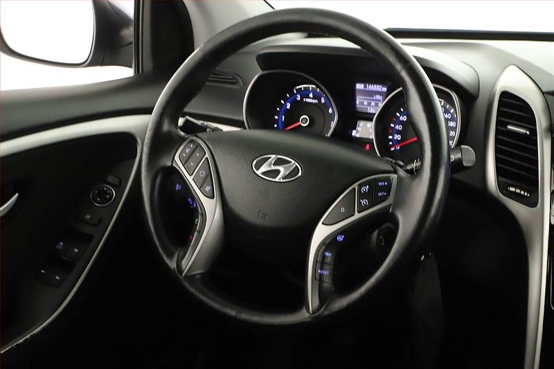 Hyundai i30 (2014) 1.6 GDI, Serv.kniha, Tempomat - fotka 12 z 13
