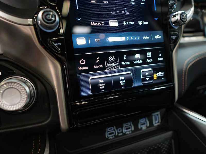 Dodge RAM (2026) 3.0 Tungsten, masážní sedadla - fotka 33 z 50