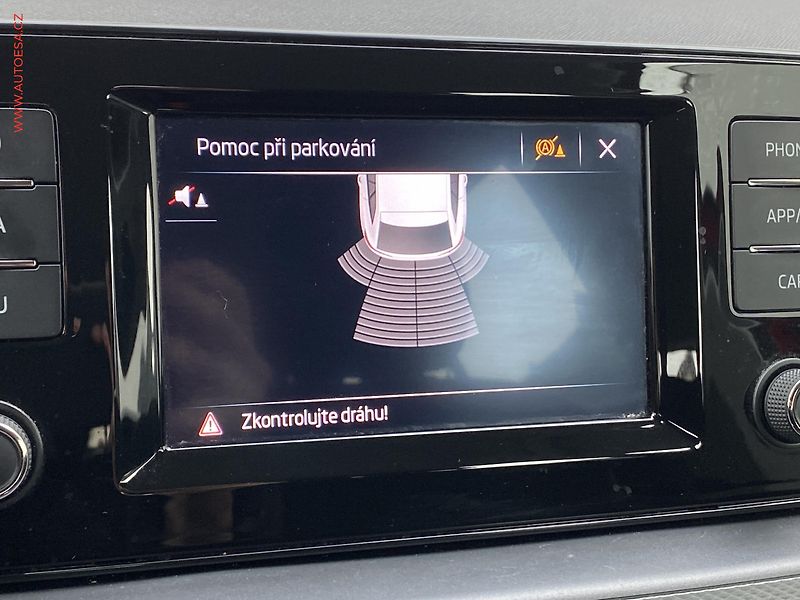 Škoda Scala (2020) 1.6 TDi, Ambition, DSG - fotka 19 z 19