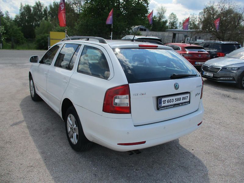 Škoda Octavia (2011) combi II 4x4 1,6 TDi   - fotka 4 z 9