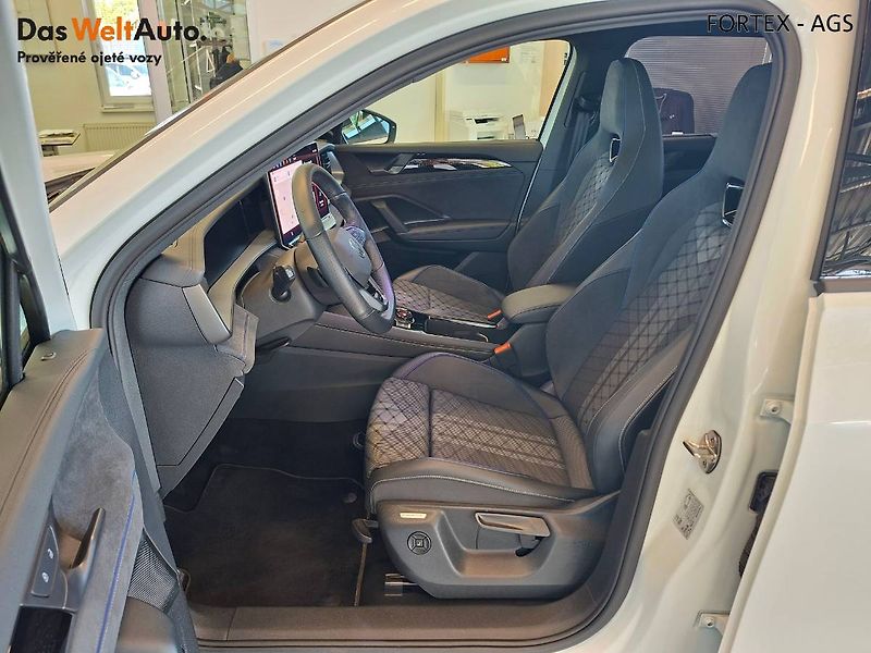 Volkswagen Tayron (2025) R-LINE,2.0 TDI,142kW,4x4,Záruk - fotka 10 z 35