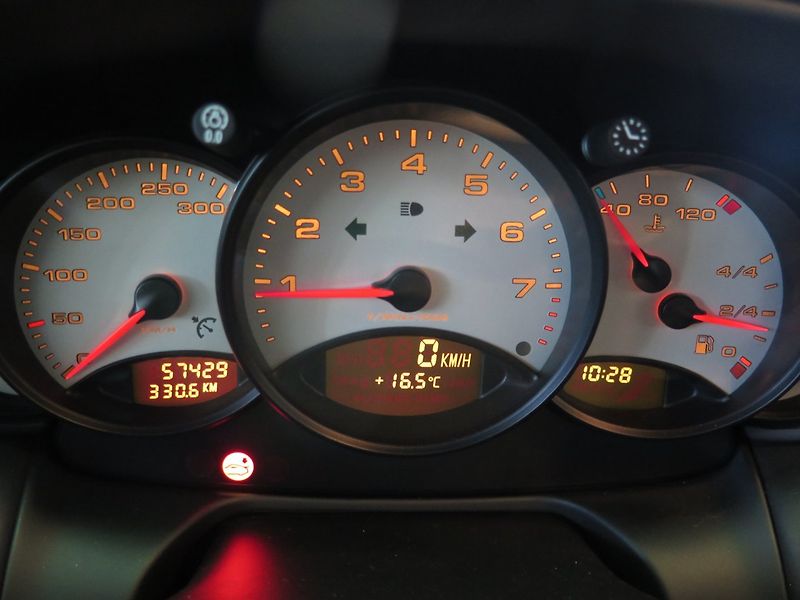 Porsche 911 (2000) 996 Carrera, TOP STAV, GT3 pak - fotka 6 z 25
