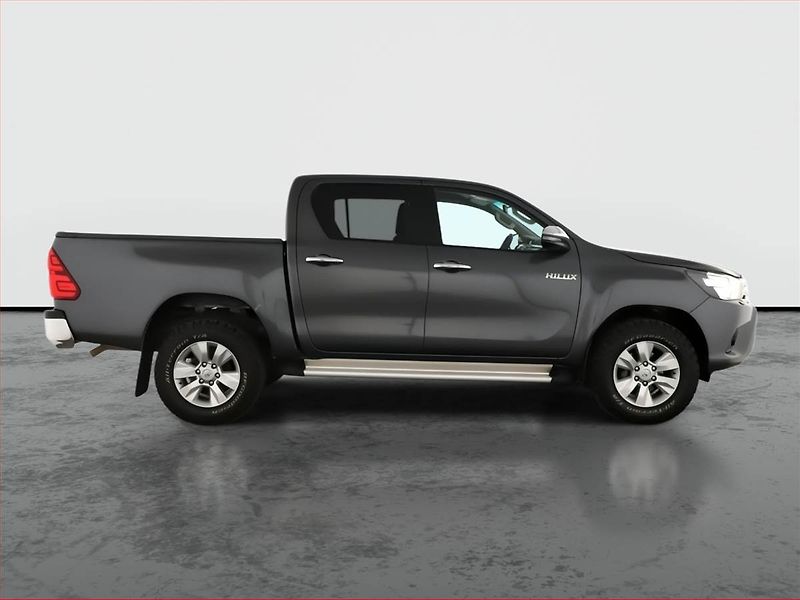 Toyota Hilux (2020) 2.4 D-4D - fotka 6 z 18