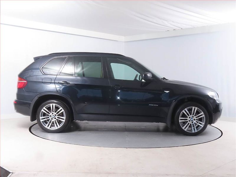 BMW X5 (2012) xDrive30d, 4X4, Automat, Kůže - fotka 6 z 15