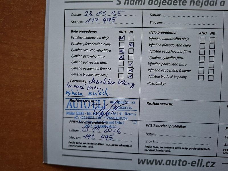 Škoda Octavia (2013) 1.4TSI 103kW 6MAN -S.KNIHA - fotka 46 z 48