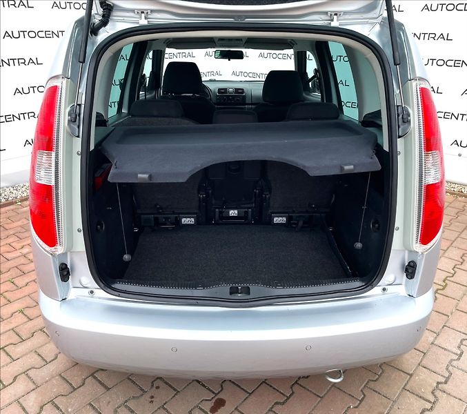 Škoda Roomster 1,2 TSi,63kW,STK 6/27 - fotka 10 z 21