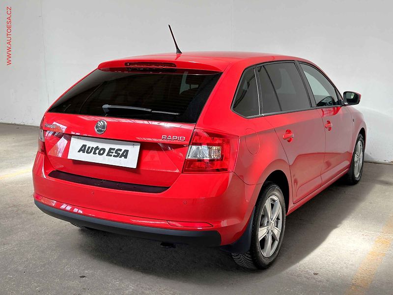 Škoda Rapid (2013) 1.4TSi, DSG, výhřev sed. - fotka 4 z 14