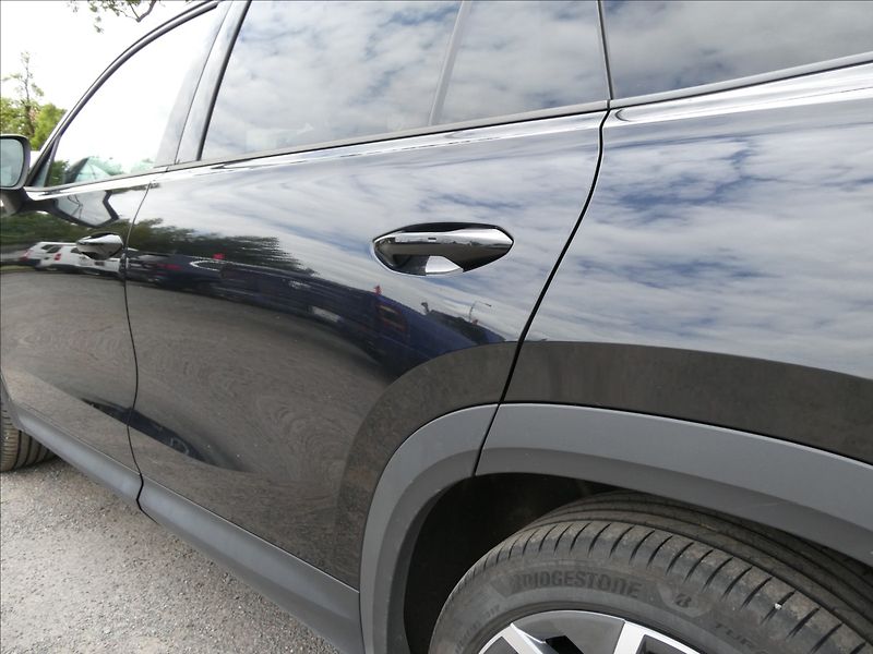Škoda Kodiaq 2,0 TDI 142kW Excl. Selection - fotka 14 z 45