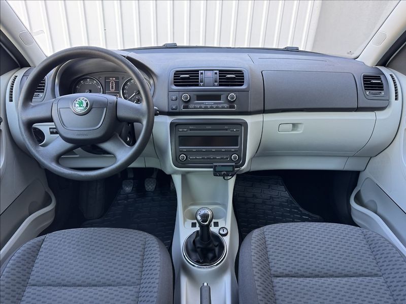 Škoda Roomster 1,2 TSI 63kW 1.maj. původ ČR - fotka 30 z 50