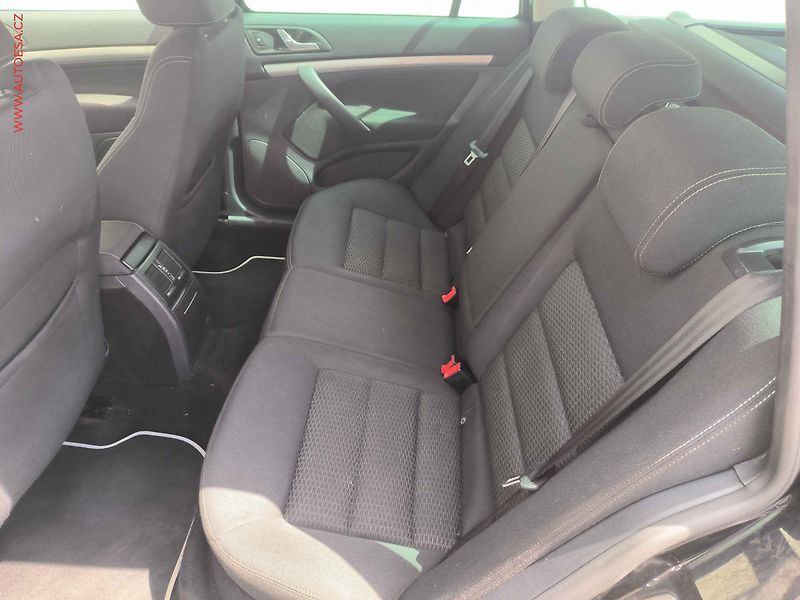 Škoda Octavia (2012) 1.4 TSI, ČR, servis.kniha - fotka 10 z 19
