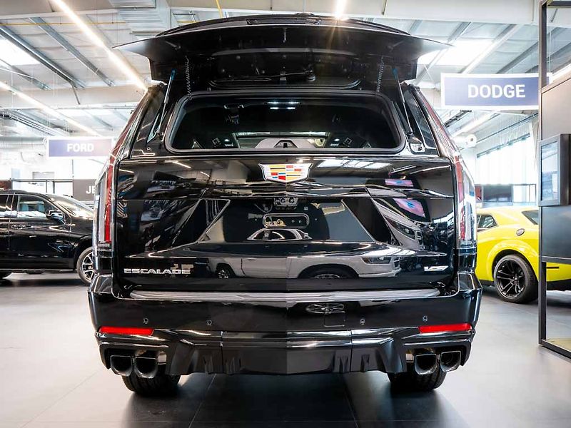 Cadillac Escalade (2025) 6.2 V Supercharged 682 HP 2025 - fotka 6 z 46