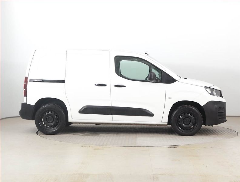 Peugeot Partner (2019) 1.5 BlueHDi, 3Místa, DPH - fotka 6 z 20