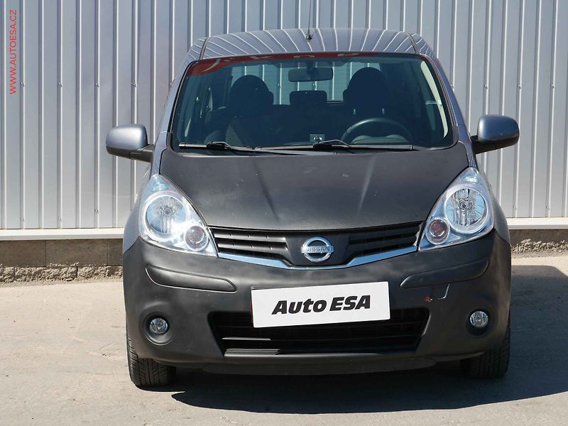 Nissan Note (2007) 1.5 dCi, AC, park.asist - fotka 2 z 14