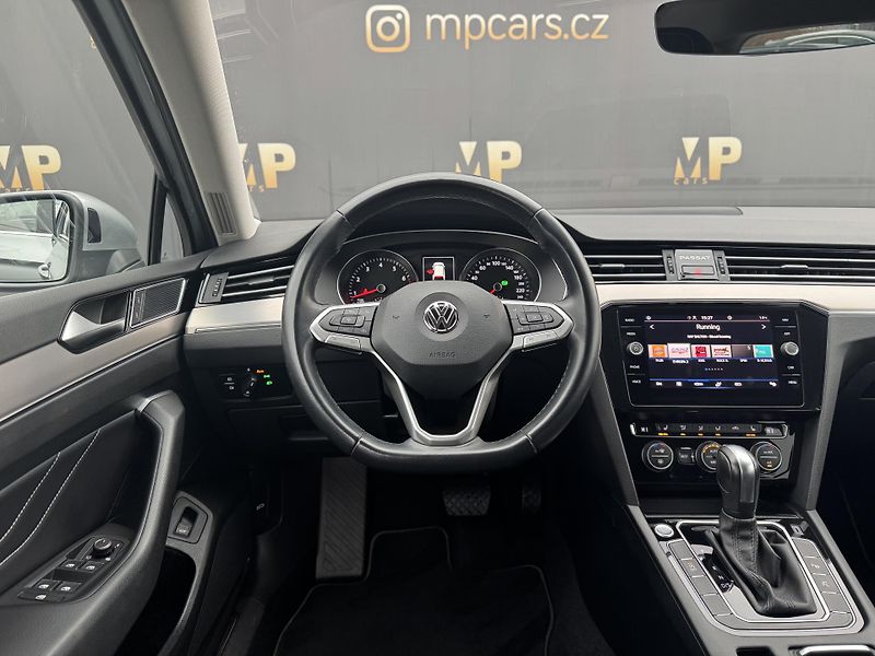 Volkswagen Passat (2020) 1.5TSi DSG Elegance, ČR, 360° - fotka 13 z 46