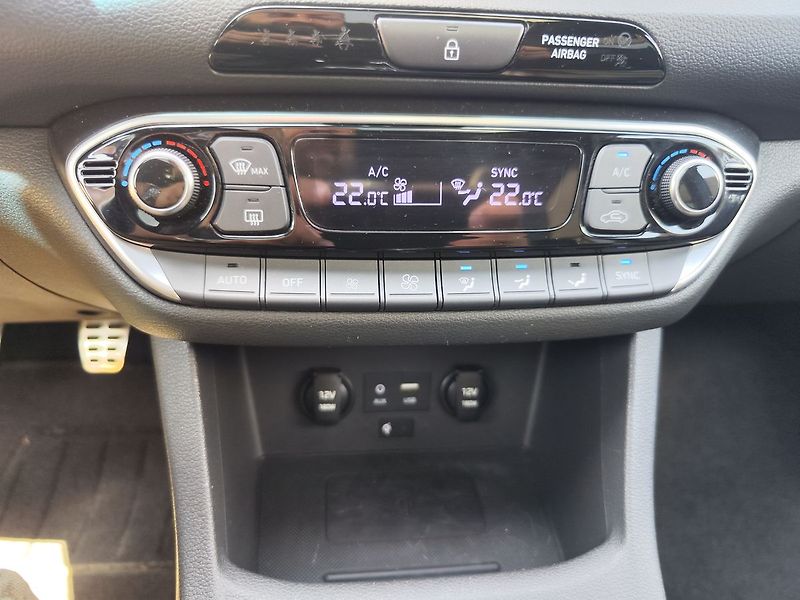 Hyundai i30 2.0 T-GDi/202kW N Performace - fotka 22 z 38