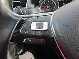 Volkswagen Golf (2015) 1.6TDi, ČR, DSG, park.asist - náhled 12