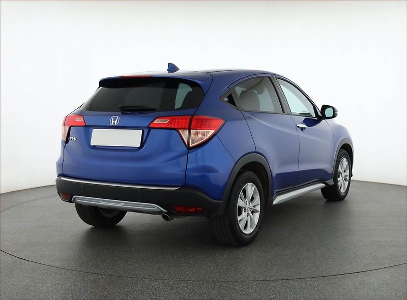 Honda HR-V (2017) Elegance 1.5 i-VTEC, Automat - fotka 5 z 19